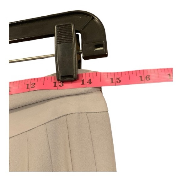 Ann Taylor Light Gray Chiffon Pleated A-Line Skirt Delicate Tie Waist Size 2 - Picture 7 of 9